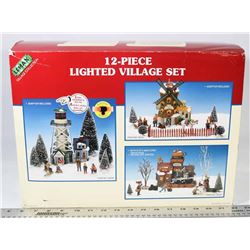 12PC LIGHTED XMAS VILLAGE