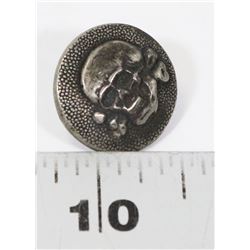 GERMAN WWII SS TOTENKOPF UNIT G BUTTON