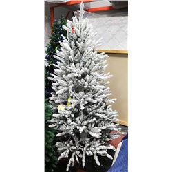 CHRISTMAS TREE, PLAIN SNOW STYLE, LIGHTS NOT