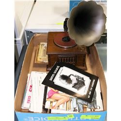SENN-SOUND MINI GRAMOPHONE AND ASST 45 RECORDS.