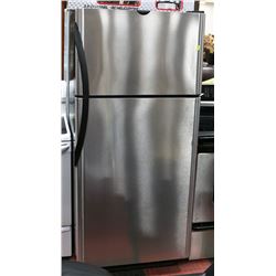 FRIGIDAIRE STAINLESS STEEL FRIDGE