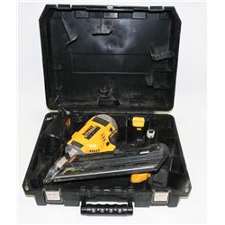 DEWALT 20V LI-ION MAX BRUSHLESS DCN690