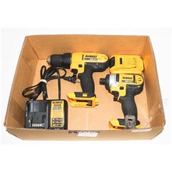 BOX W/DEWALT DCF885 1/4 INCH CORDLESS