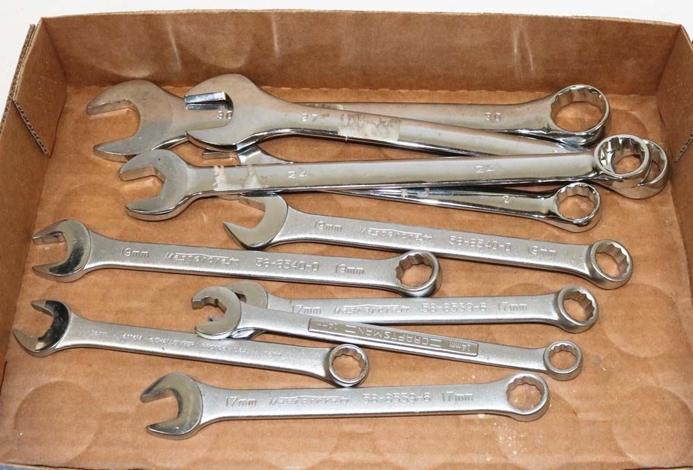 LOT OF LARGE SIZE METRIC WRENCHES Kastner Auctions