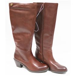 NEW GENUINE 1976 GENUINE LEATHER BOOTS SIZE 10