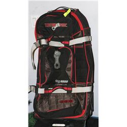 RED & BLACK MOTORFIST RIG 9800 GEAR BAG