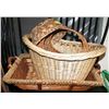 Image 1 : LOT OF ASSORTED WICKER BASKETS