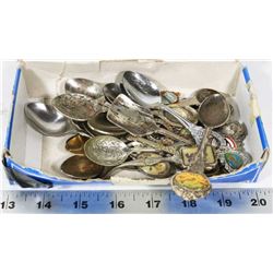 BOX OF 20 COLLECTIBLE SPOONS