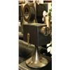 Image 1 : OLD MOVIE CAMERA METAL DECORATIVE SHOWHOME