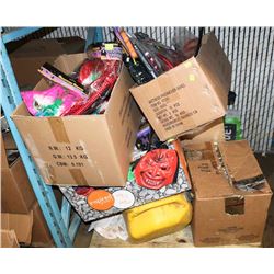 PALLET OF HALLOWEEN MISC DECORATIONS AND MORE