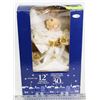 Image 1 : 12" ANGEL CHRISTMAS TREE TOPPER WITH FIBRE OPTICS