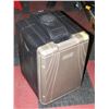 Image 1 : COLEMAN 12 VOLT COOLER