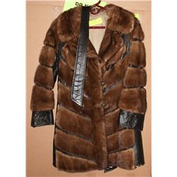 WOMENS MINK FUR COAT
