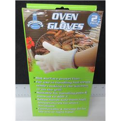 1 New Pair of Oven Gloves excellent for BBQ or Camping