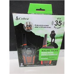 Cobra 35 mile Walkie Talkies ACXT645 / 2 Radio's Waterproof comes with