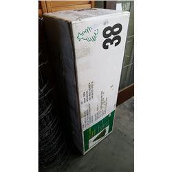 7 1/2FT MUSKOKA CHRISTMAS ARTIFICIAL PINE TREE - IN BOX