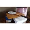 Image 2 : LARGE LOT OF ESTATE GOODS