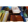 Image 3 : BLUE TOTE OF CIGAR BOXES