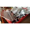 Image 3 : 2 TRAYS OF PLUMBING ACCESSORIES AND SILICONE TUBES
