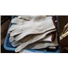 Image 2 : LOT OF FABRIC WORK GLOVES