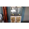 Image 2 : DOUBLE VENDING MACHINE ON STAND