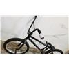 Image 3 : BLACK PRIMO BMX BIKE