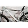 Image 2 : WHITE NO NAME BIKE