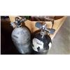 Image 2 : 2 SCUBA TANKS