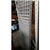 Image 2 : WHITE METAL GRATE