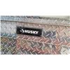 Image 3 : HUSKY ALUMINUM CHECKERED TRUCK BOW W/ TRAY - NO KEYS