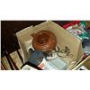 Image 2 : TWO BOXES OF COLLECTIBLES