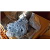 Image 2 : LARGE LOT OF POLISHING PADS AND MOP HEADS