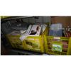 Image 1 : 3 CRATES OF BEDDING AND ESTATE GOODS