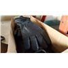Image 2 : 5 PAIRS HEAVY DUTY XL MILITARY GRADE LEATHER GLOVES