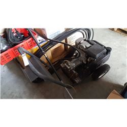 HONDA 5.0 PRESSURE WASHER WITH WAND, WORKS