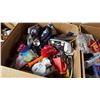Image 1 : BOX OF NEW ITEMS