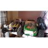 Image 2 : 2 HOBBY GRADE ELECTRIC RC CARS W/ ONE CONTROLLER