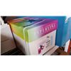 Image 1 : BOX OF LIGHT BLUE PAPERLINE PAPER