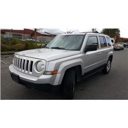 2011 JEEP PATRIOT 4 DOOR STATION WAGON 4X4 AUTOMATIC, 228495KM WITH KEY FOB AND REGISTRATION