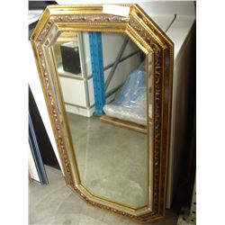 DECORATIVE MIRROR