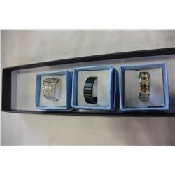 LOT OF FOUR MENS RINGS
