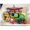 Image 2 : SMALL BIN VINTAGE TOYS