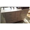 Image 1 : WHITE 8 DRAWER DRESSER
