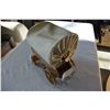 Image 1 : VINTAGE CHUCKWAGON LAMP