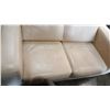 Image 3 : JAYMAR WHITE LEATHER LOVE SEAT