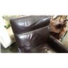 Image 2 : LEATHER ROCKING SWIVEL RECLINER