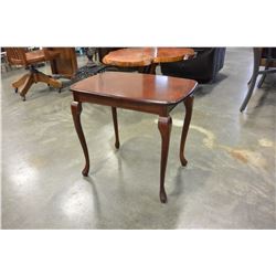 FRENCH PROVINCIAL SIDE TABLE