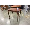 Image 1 : FRENCH PROVINCIAL SIDE TABLE