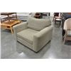 Image 2 : PHOENIX INTERNATIONAL OVERSIZED TAN ARM CHAIR