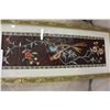 Image 2 : VINTAGE HAND STITCHED EASTERN BIRDS IN GILT FRAME